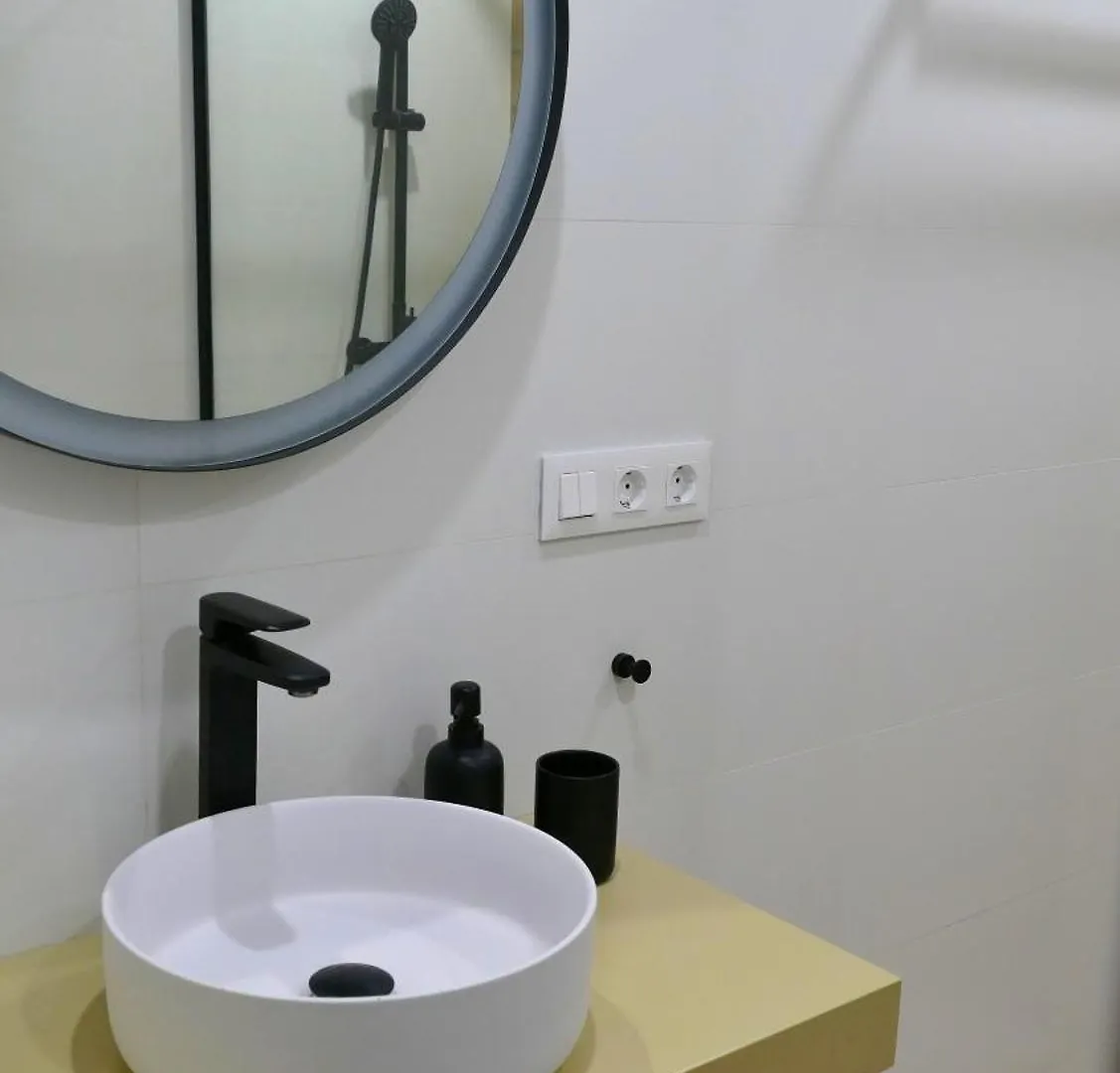 Apartamento Coqueto En La Carihuela トレモリノス